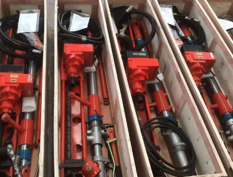 啟睿氣動架柱式鉆機(jī)